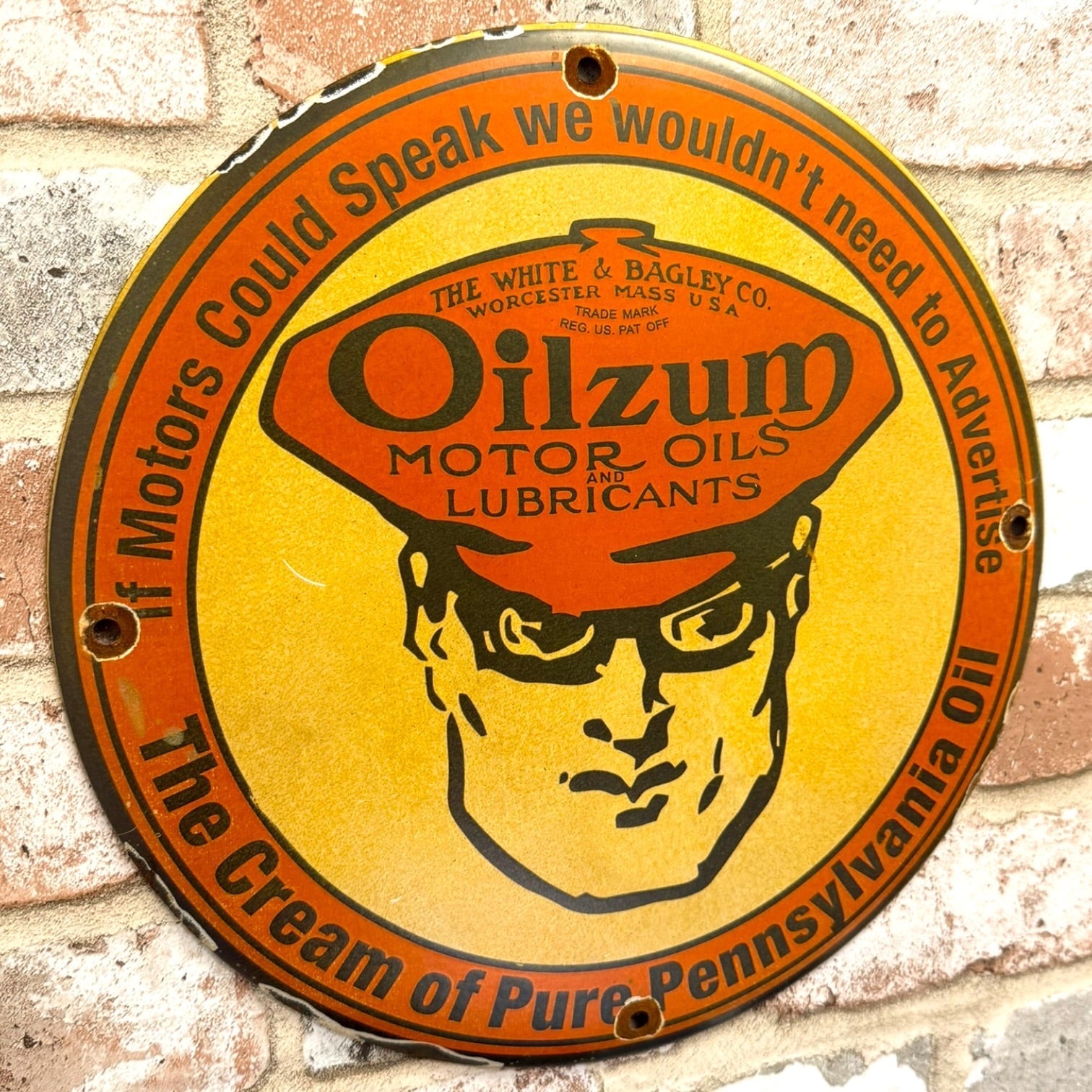 Oilzum Motor Oil Co 12" Round Vintage Porcelain Enamel Pump Plate Sign