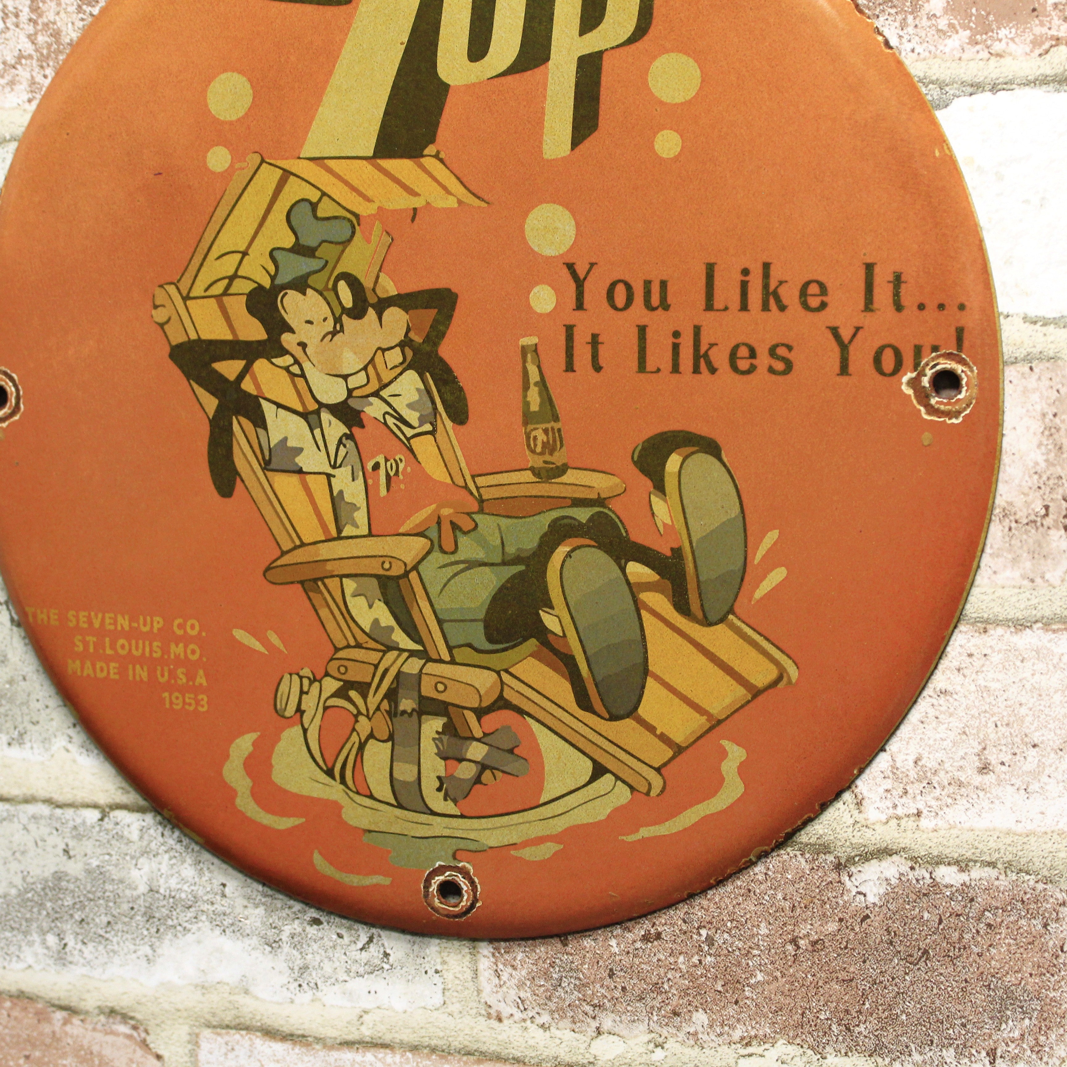 7UP You Like It with Goofy Vintage Porcelain Enamel Sign (12in)