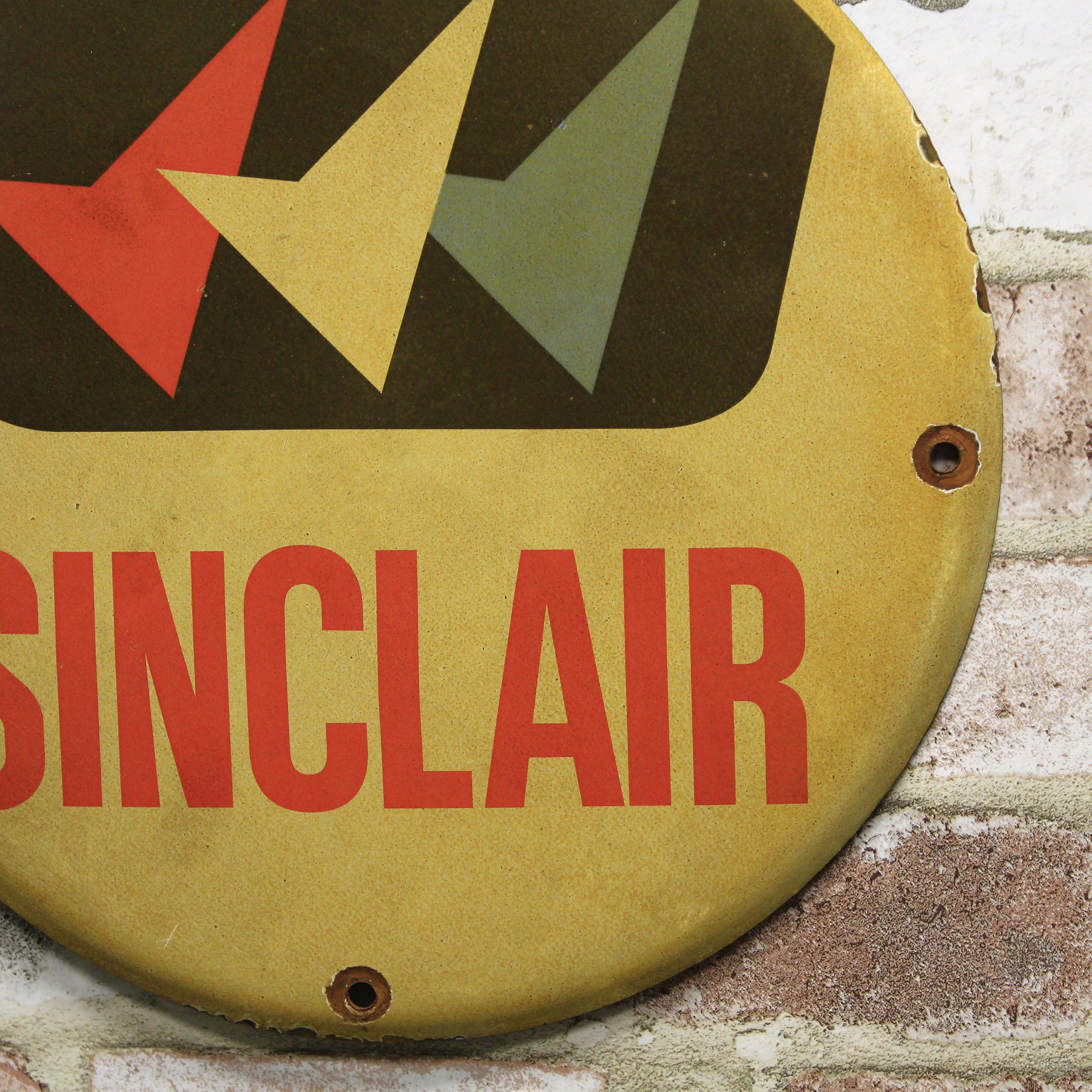Sinclair Dino Arrows Porcelain Enamel Sign (12in)