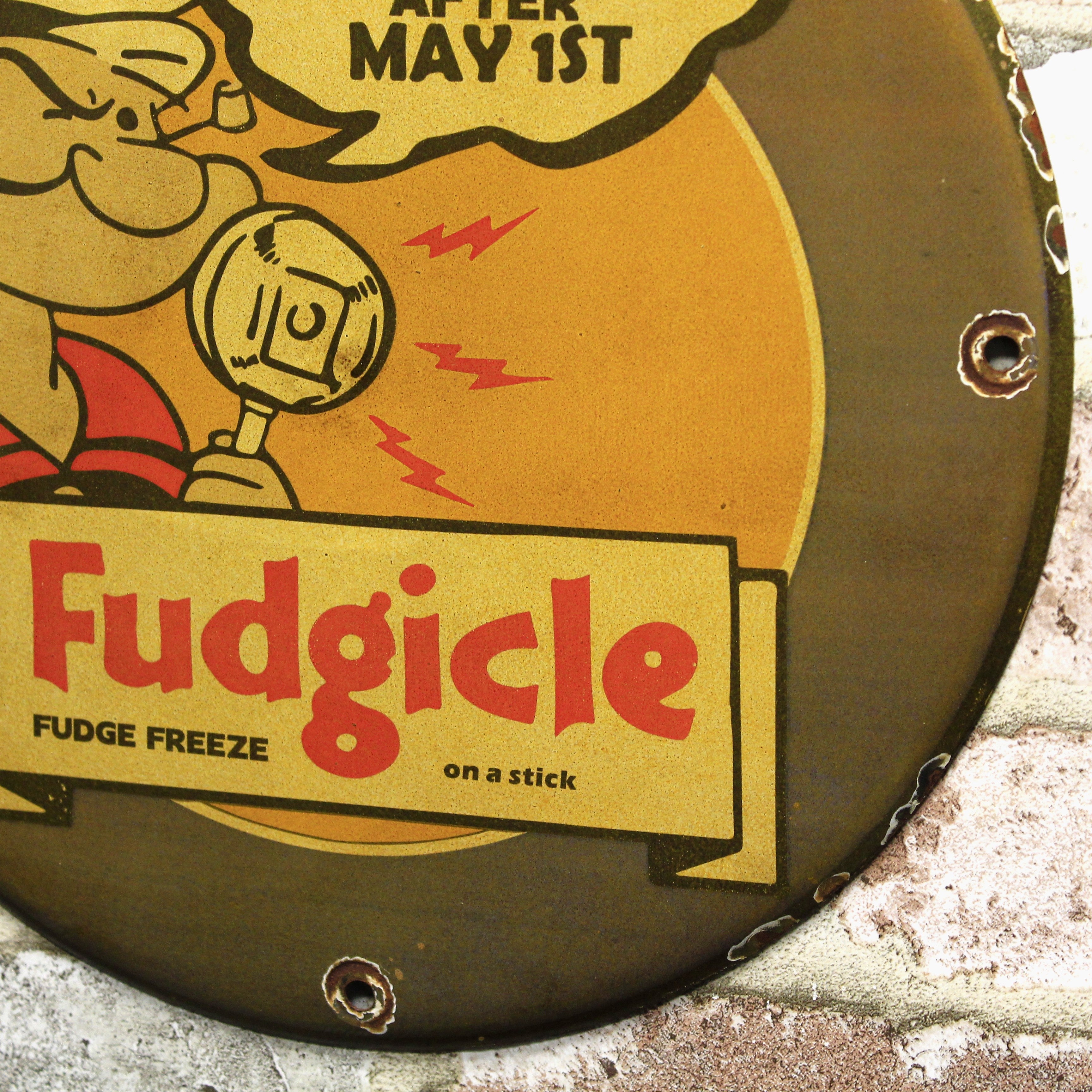 Fudgicle Fudge Freeze with Popeye Porcelain Enamel Sign (12in)