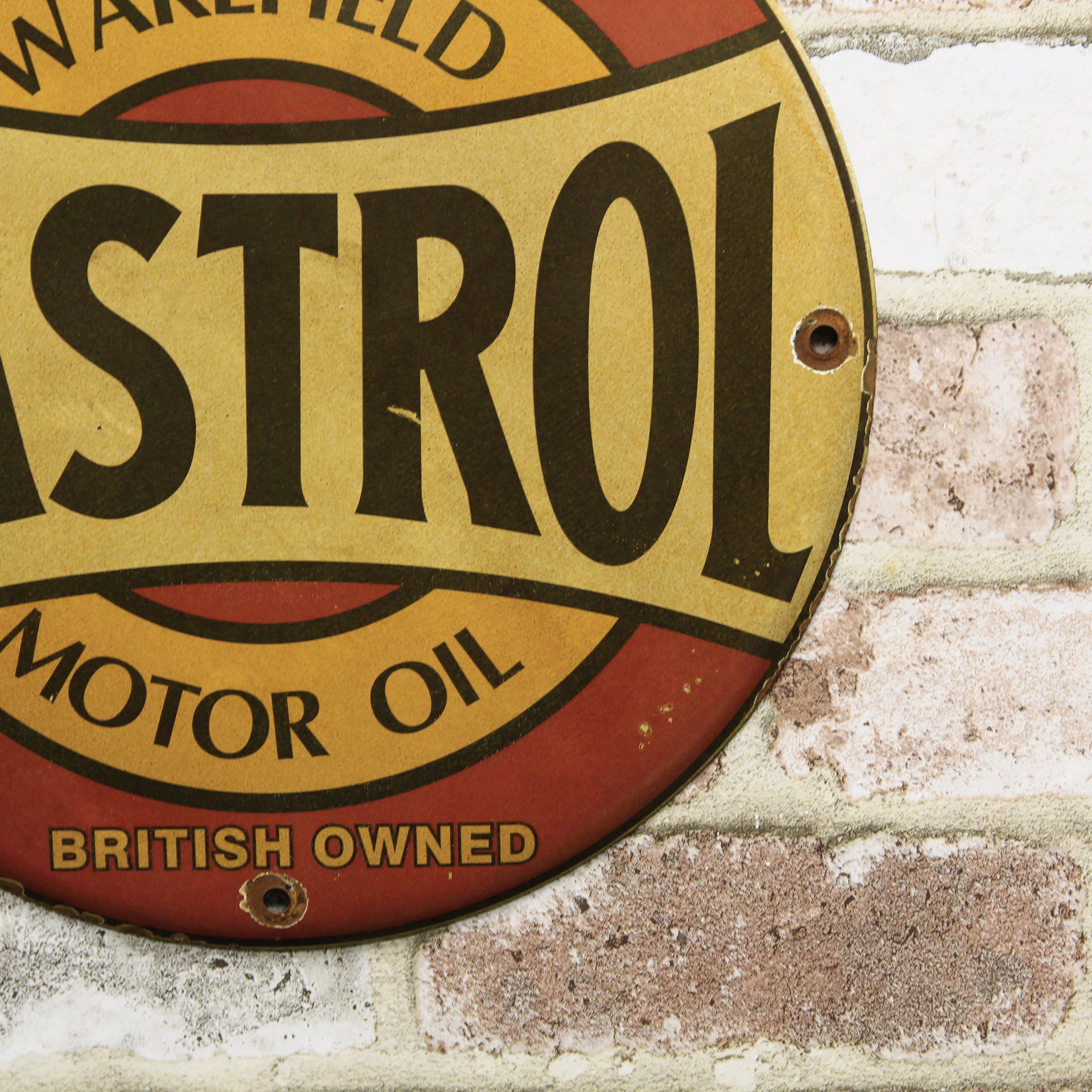 Wakefield Castrol Motor Oil British Owned Porcelain Enamel Sign (12in)