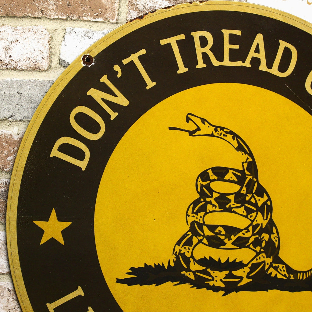 2Ft Don't Tread On Me Liberty or Death Porcelain Enamel Sign (24-Inch)