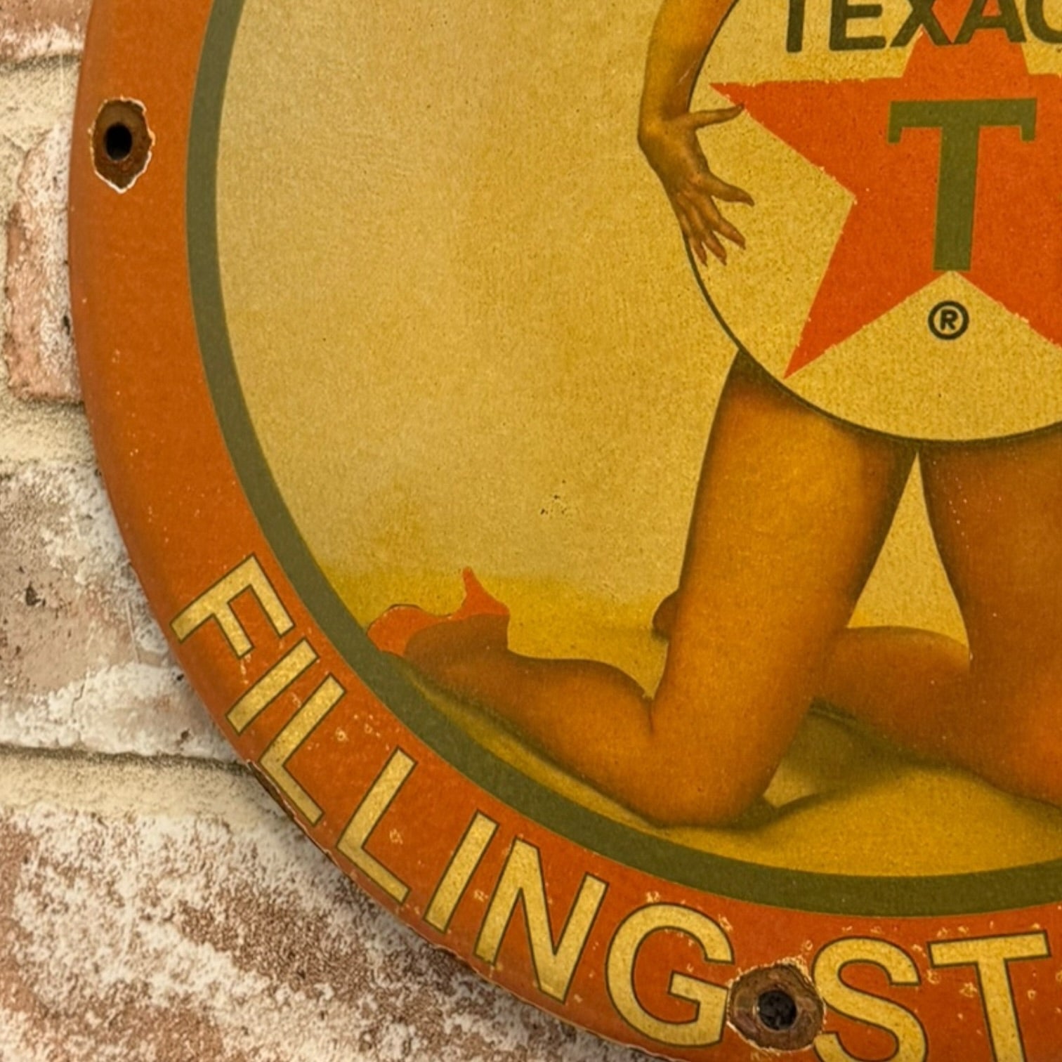 Texaco Filling Station Vintage Pin Up Porcelain Enamel Metal Sign 12-Inch