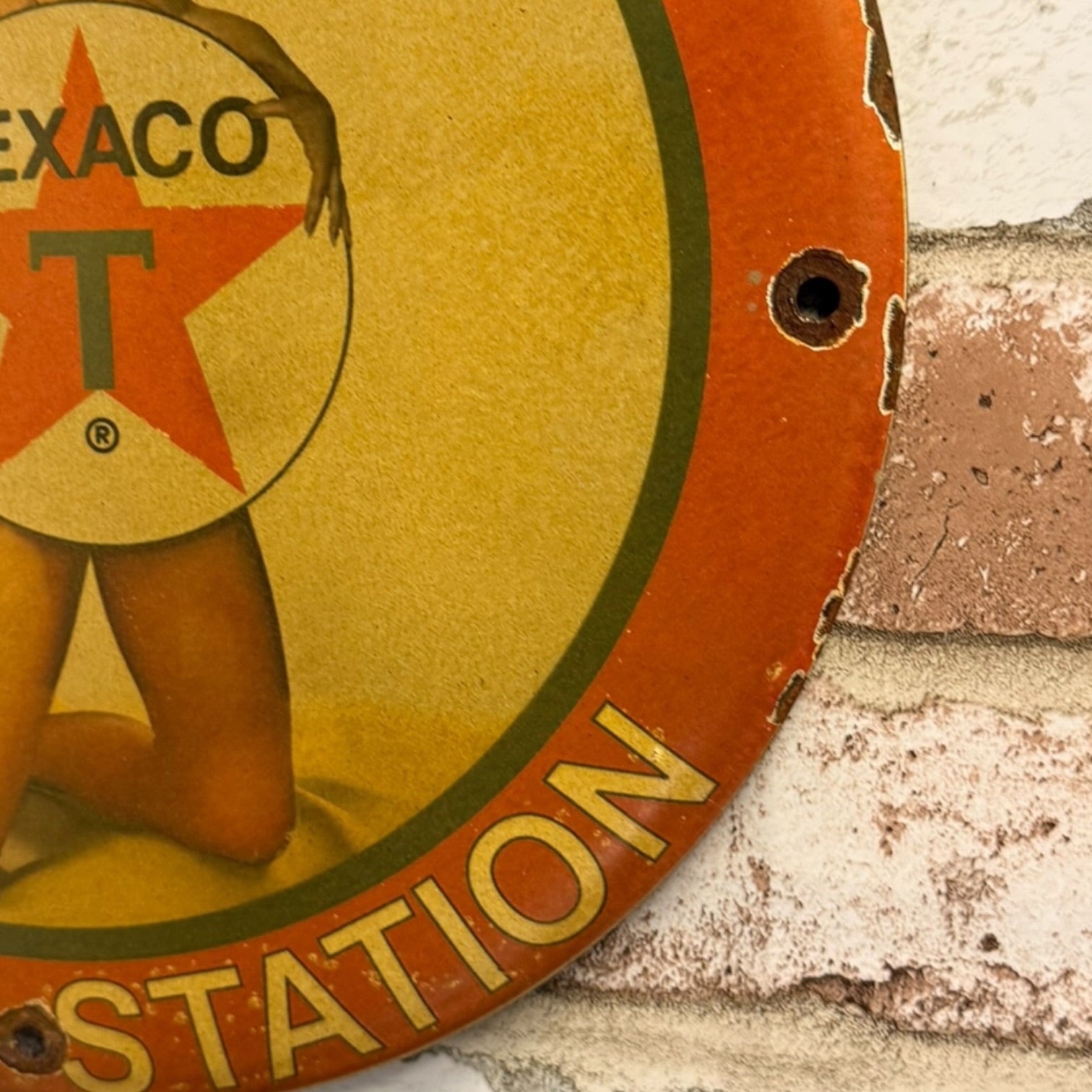 Texaco Filling Station Vintage Pin Up Porcelain Enamel Metal Sign 12-Inch