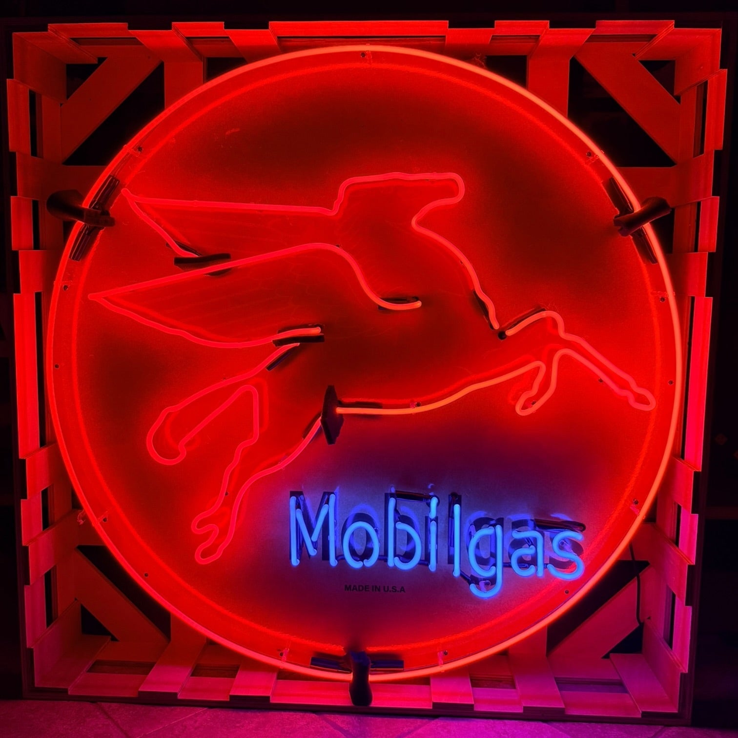 Mobilgas Red Pegasus - Real Neon Porcelain Can | No Cheap LED