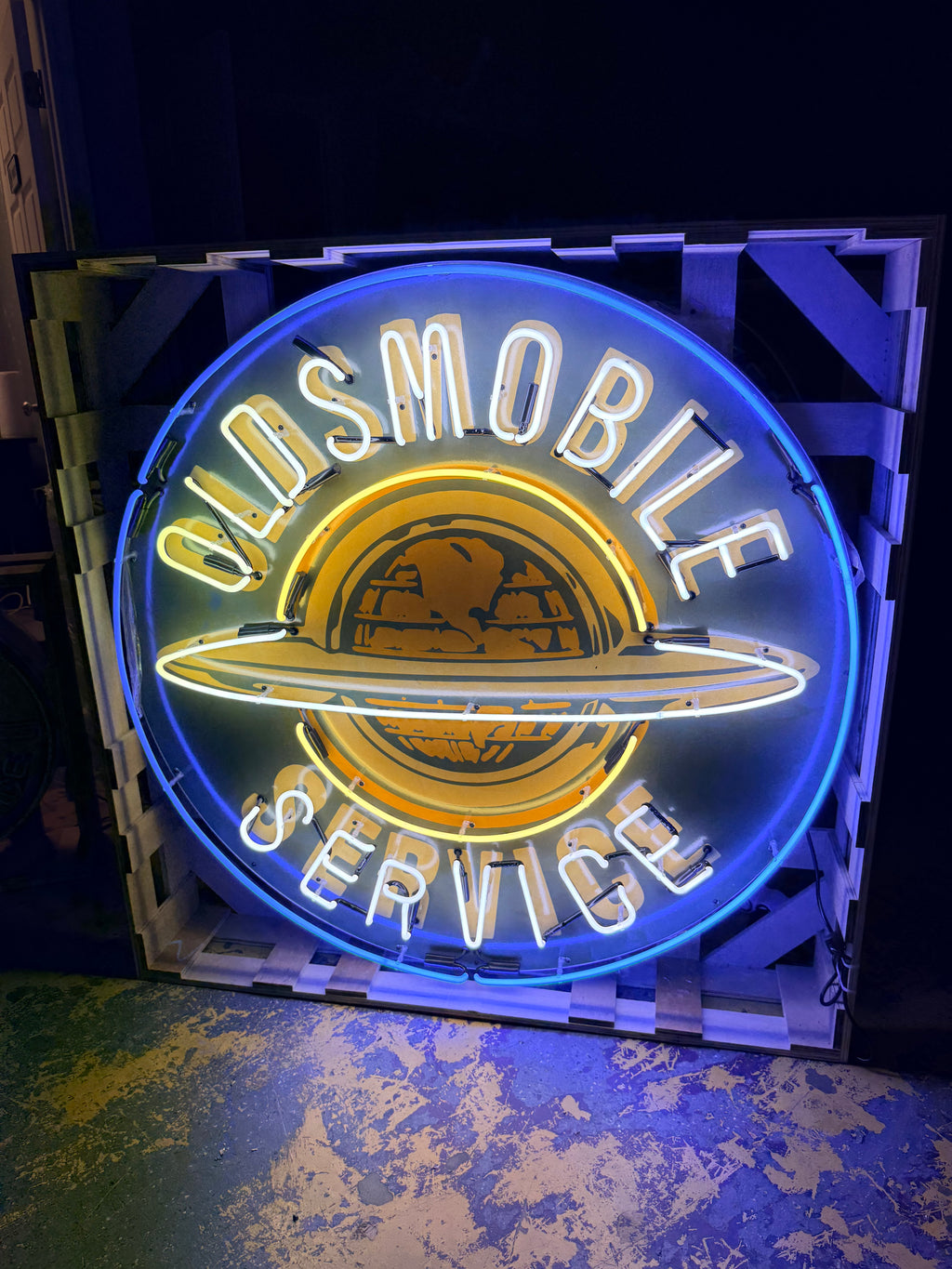 Oldsmobile Service Single-Sided Neon Porcelain Box Sign