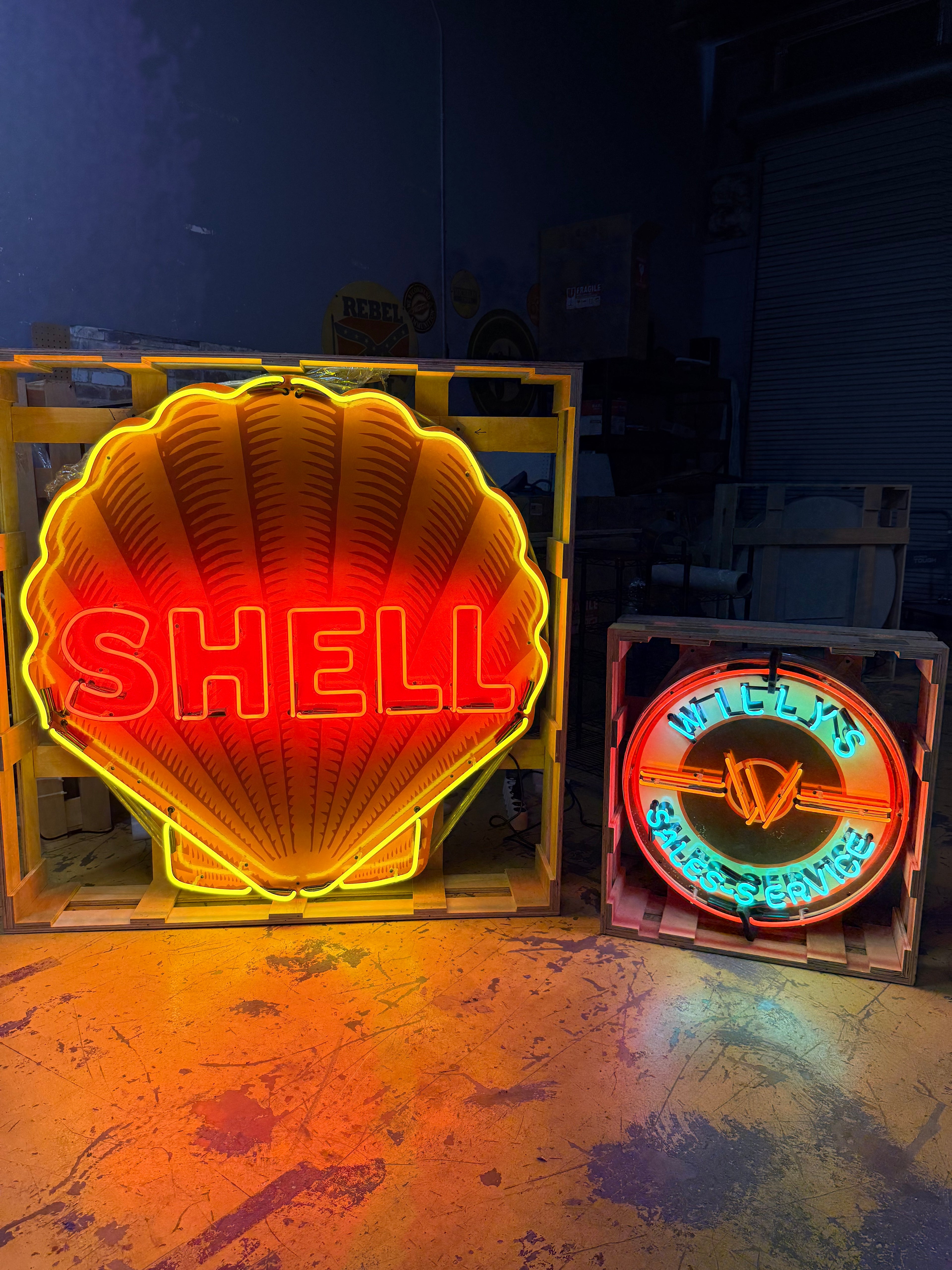 Shell Gasoline Scallop Neon Porcelain Die Cut Sign with Can