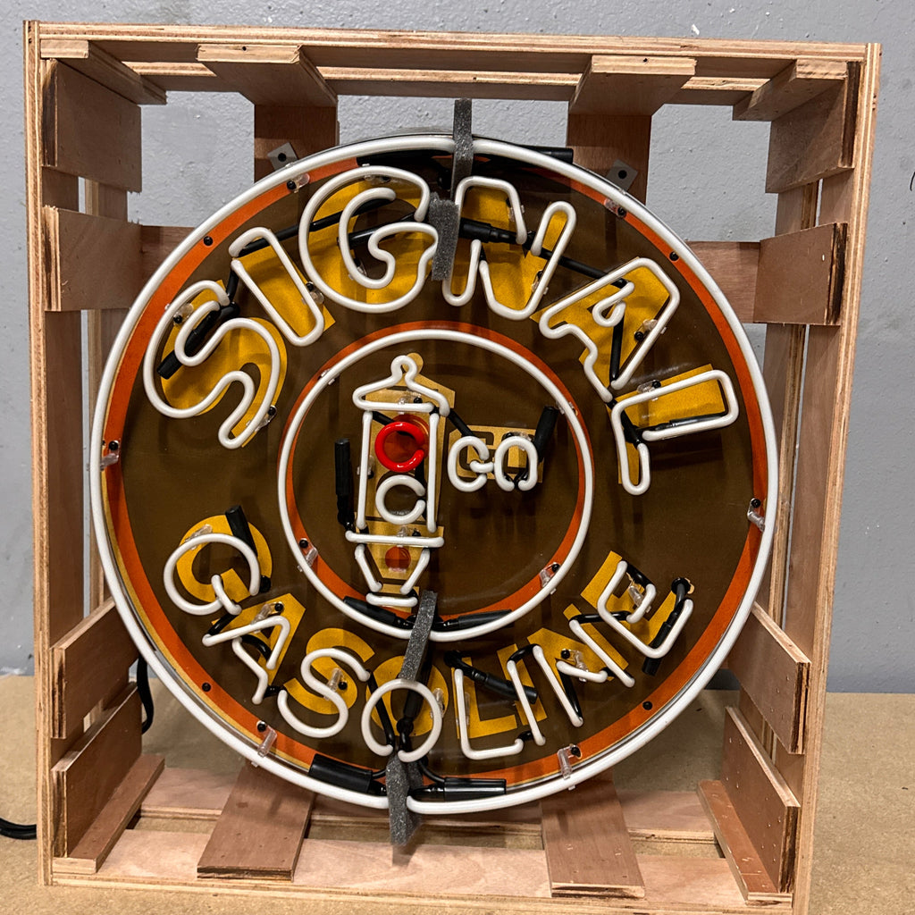 Signal Gasoline Traffic Light Neon Porcelain Sign with Can