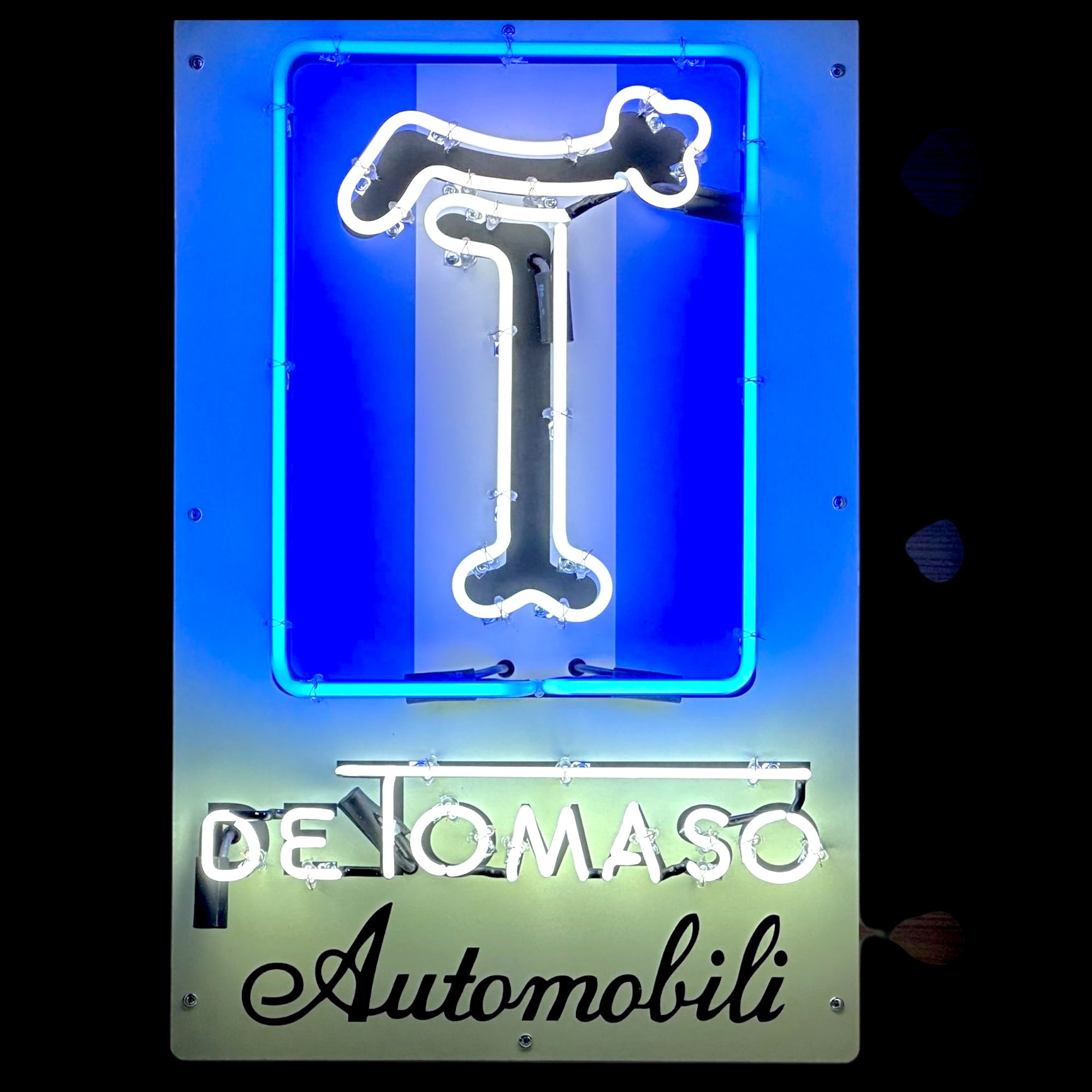 De Tomaso Automobili Neon Porcelain Sign - Handblown Glass, Enamel, Metal Steel Can - Premium Vintage Automotive